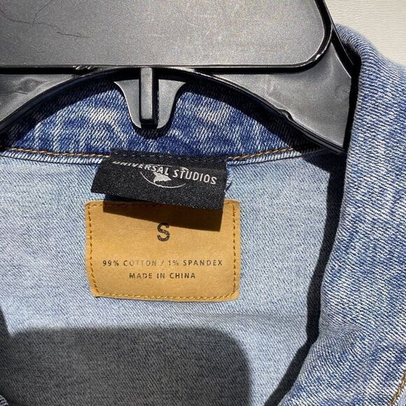 Universal Studios Women's Blue Collared Embroidered Denim Jean Jacket Size Small - Picture 4 of 14